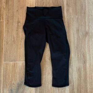 Lululemon Black Crop Leggings Size 4